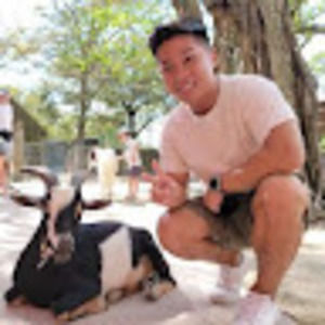 Meet your Posher, Eric